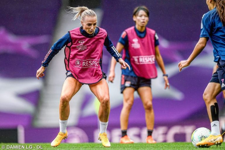 Lucy Bronze et Alex Greenwood direction Manchester City ?