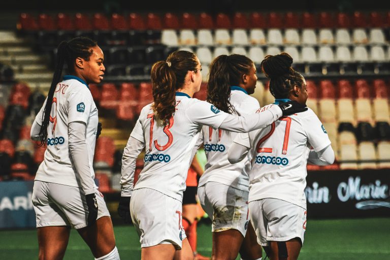 Les images des trois attaquantes qui ont marqué lors de la victoire du PSG à Guingamp