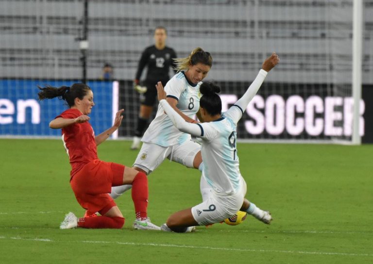 Le Canada a battu l'Argentine lors de la deuxième journée de Shebelieves Cup