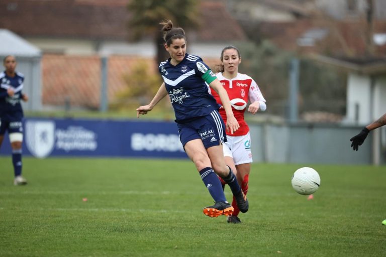 Charlotte Bilbault opérée au genou et forfait avec les Bleues