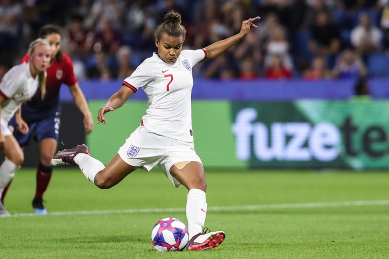 Nikita Parris finalement appelée par l'Angleterre