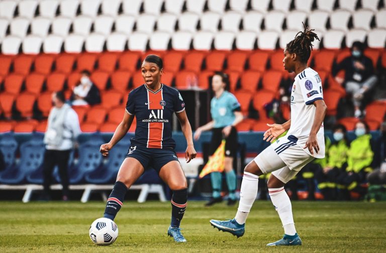 Grace Geyoro contre Lyon