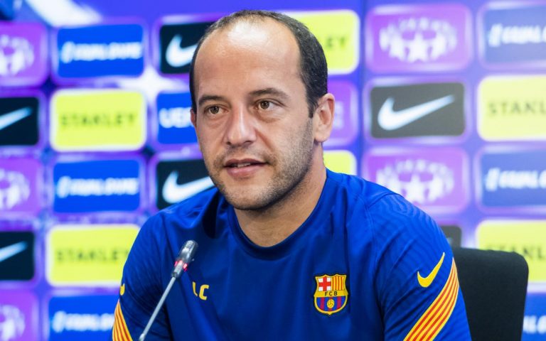 Lluis Cortes, entraîneur de Barcelone, avant la finale de Ligue des championnes face à Chelsea