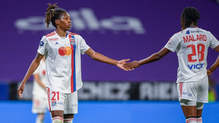 L'Olympique Lyonnais écrase Fleury (8-0)