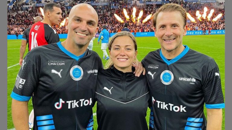 Louisa Necib et Laure Boulleau ont retrouvé les terrains à l'occasion de matchs caritatifs