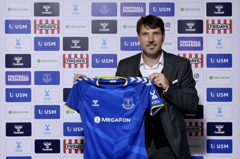 Jean-Luc Vasseur signe à Everton