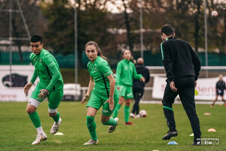 Le groupe de Saint-Étienne contre Soyaux en D1