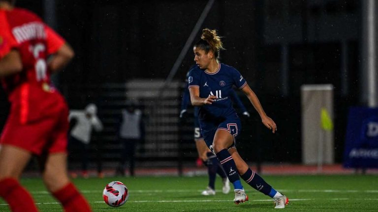 Léa Khelifi PSG féminines