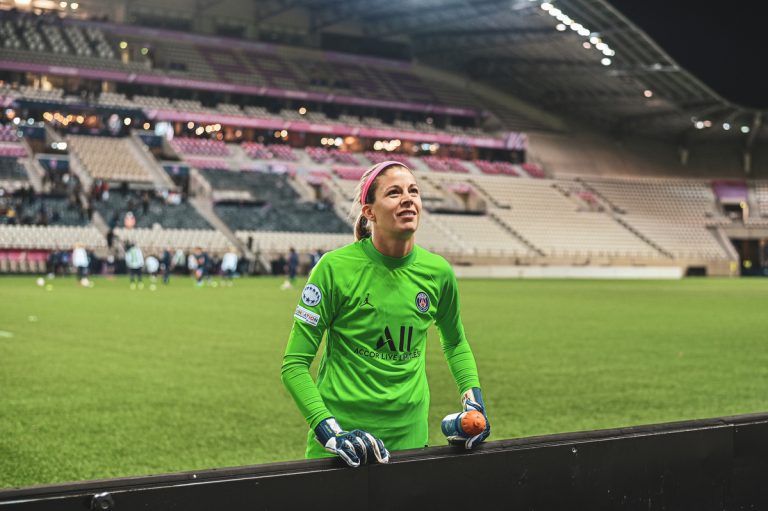 Fin de carrière pour Stephanie Labbé, gardienne du PSG féminin