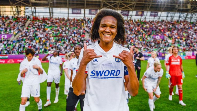 Wendie Renard foot feminines