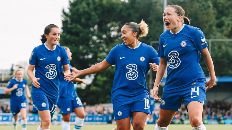 Chelsea féminin Kirby Womens super league