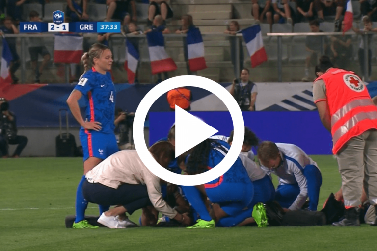 Mbock blessure France féminine