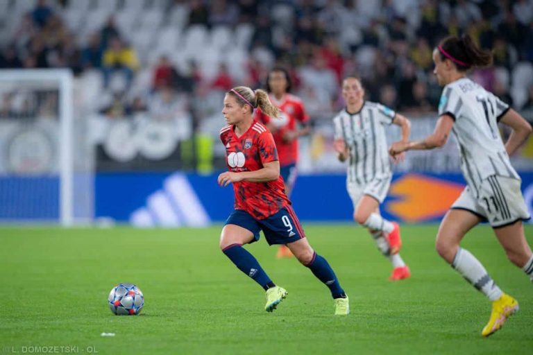 Le Sommer OL féminin Juventus