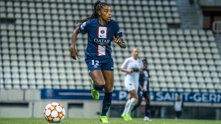 PSG féminine féminin D1 Lawrence Ashley Canada