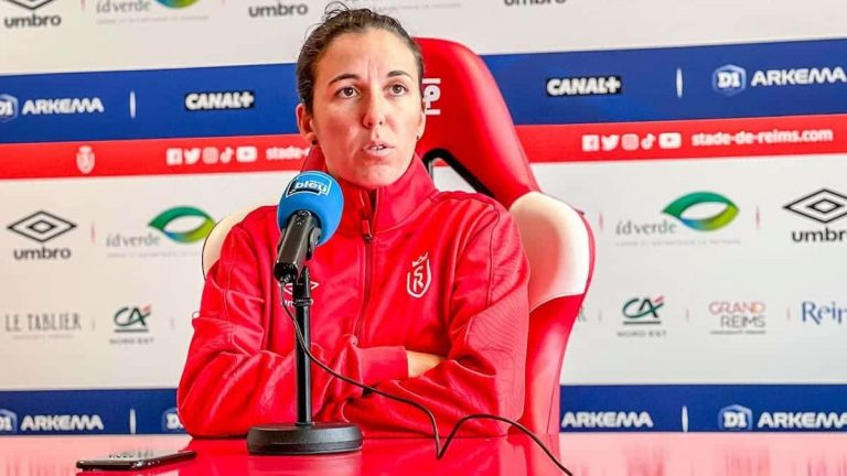 Amandine Miquel en conférence de presse avant Reims-OL en Coupe de France féminine.