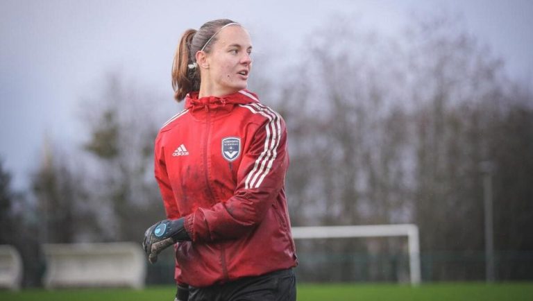 Mylène Chavas en conférence de presse avant FCGB-PSG féminin