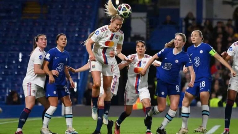 Notes joueuses OL féminine contre Chelsea en C1.