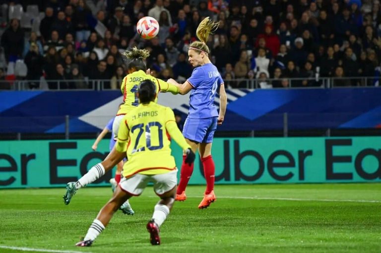 Le Sommer France féminine Colombie