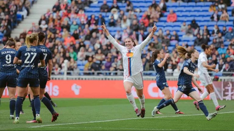 Match OL féminin contre Paris FC en D1 Arkema.