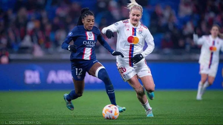 Finale de CDF féminines avec l'OL féminin et le PSG foot femmes.