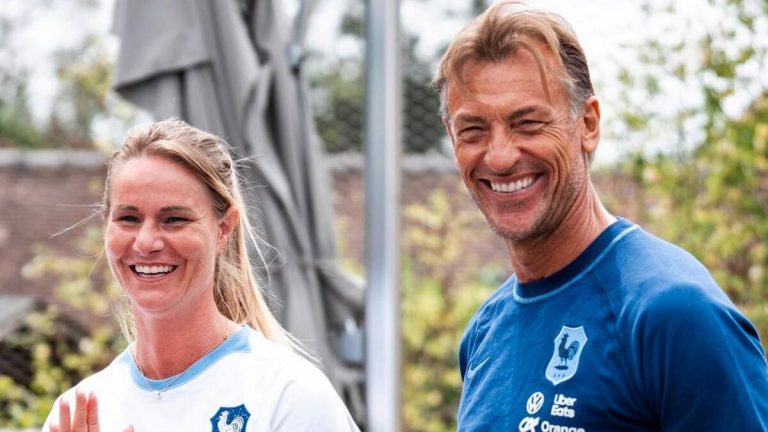 Amandine Henry et Hervé Renard en Bleues.