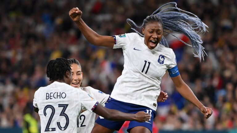 Kadidiatou Diani et les Bleues sont qualifiées en huitièmes de la Coupe du monde 2023.