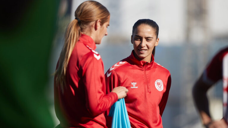 Anissa Lahmari Football féminin Las Planas Maroc féminine