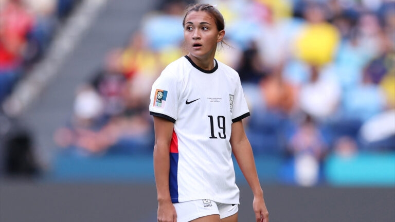 Casey Phair féminine féminin Corée du sud Etats Unis 16 ans