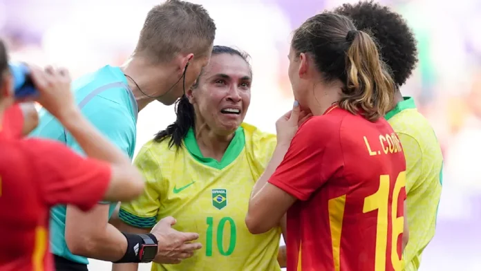 expulsion de Marta lors du match Brésil-Espagne aux JO Paris 2024