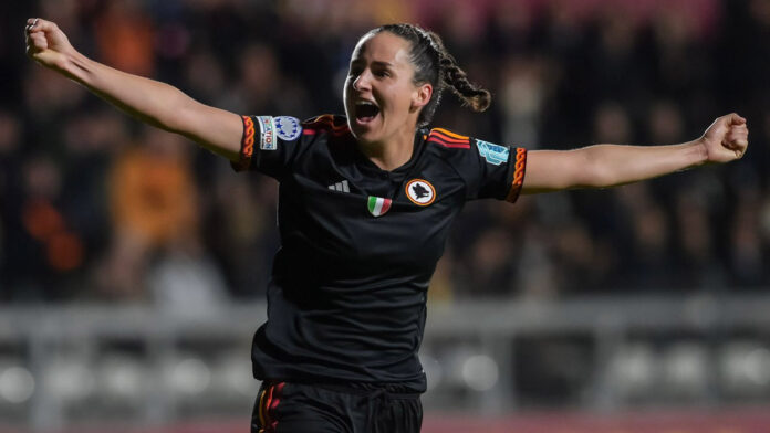 Evelyne Viens AS Roma Italie féminin