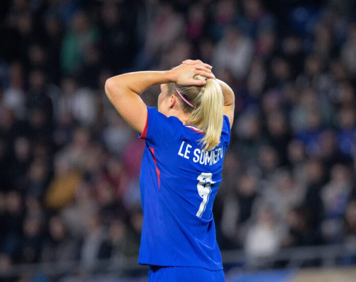 Eugenie Le Sommer lors du match amical entre la France et la Jamaïque en 2024 au stade de Sochaux à Montbéliard