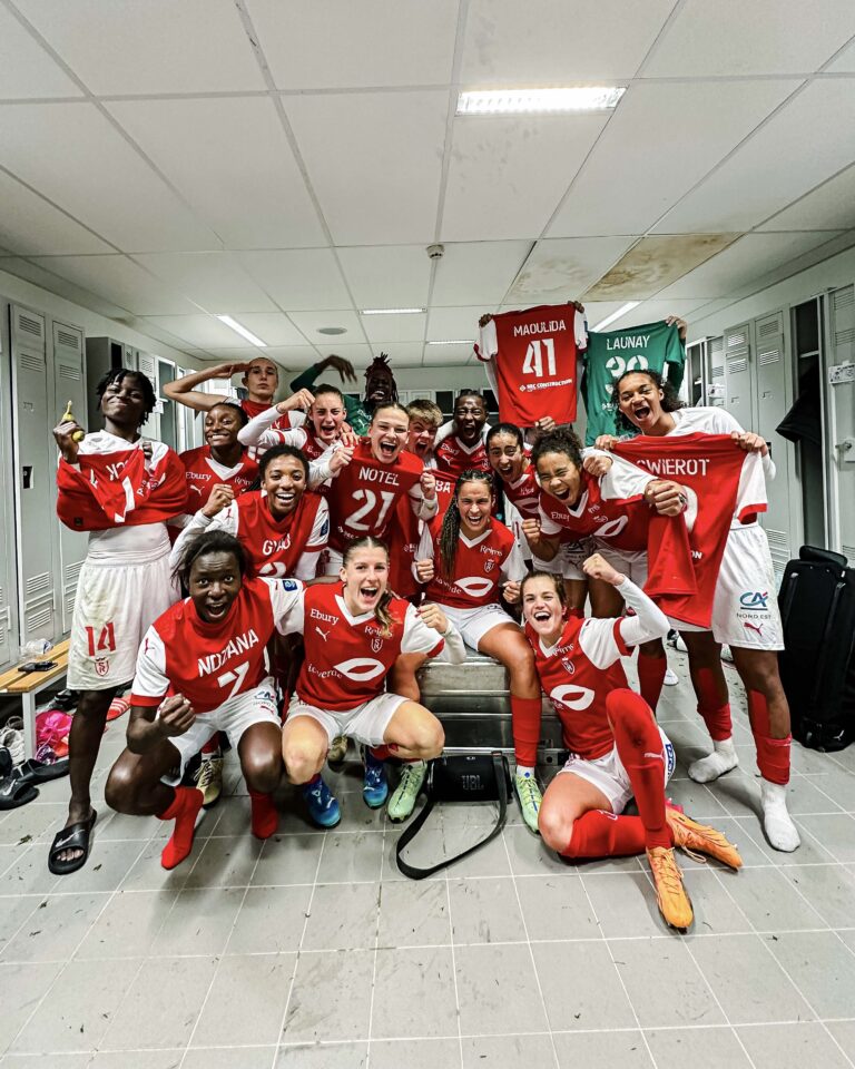 joie des joueuses du Stade de Reims suite à leur victoire lors de la 7eme journée d'Arkema Première Ligue