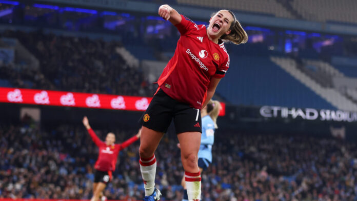 Toone Manchester United Manchester City Angleterre féminin women