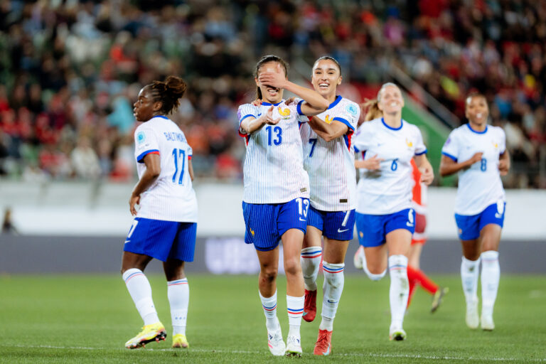 Une équipe de France nonchalante domine la Suisse