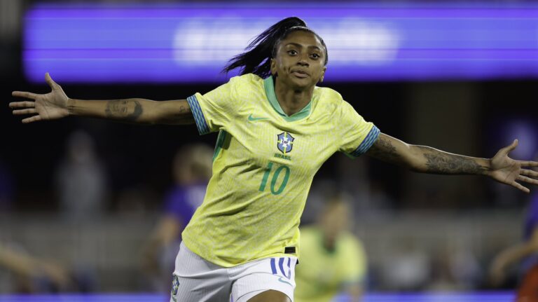 Kerolin Brésil féminine féminin amical EtatsUnis victoire football