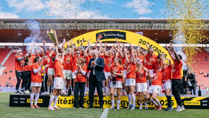 Slavia Prague Praha féminine féminin football tchéquie champion sparta