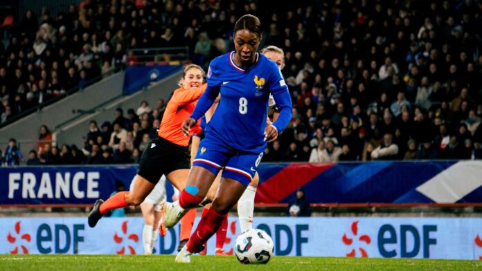 Geyoro Bleues féminine féminin Euro 2025