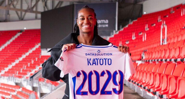 Katoto féminine féminin football OL Lyonnes mercato