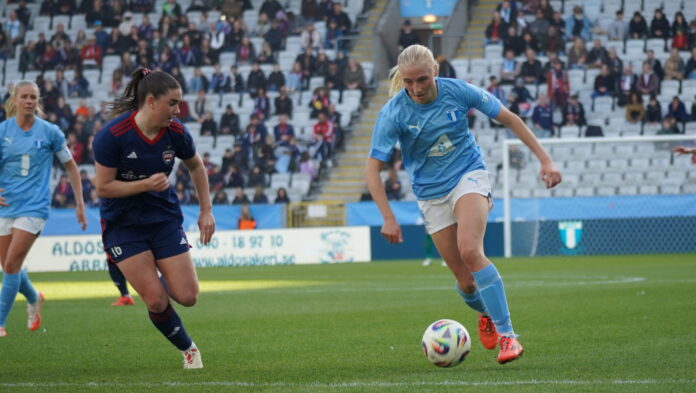 Rosengard Malmo féminine féminin Suède