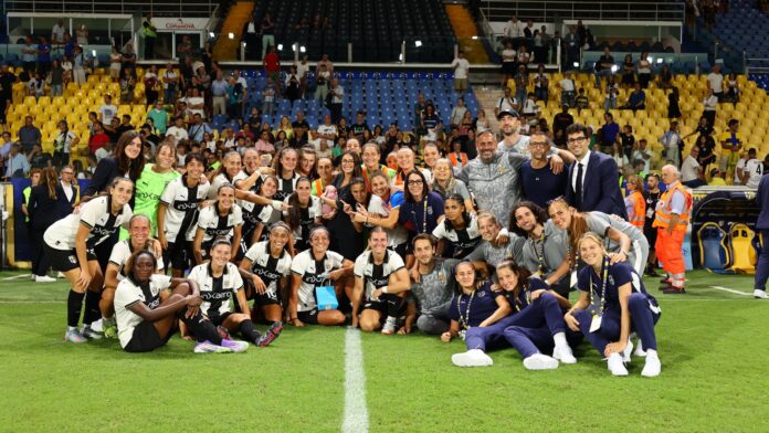 Parma féminine féminin
