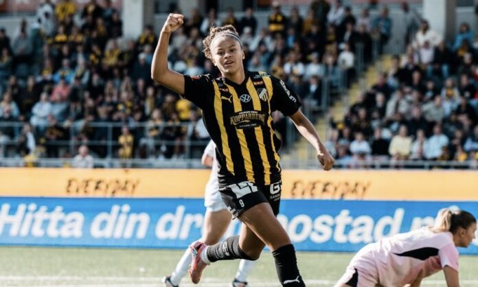 Felicia Schröder sous les couleurs du BK Häcken face à Djurgården le 9 août 2025