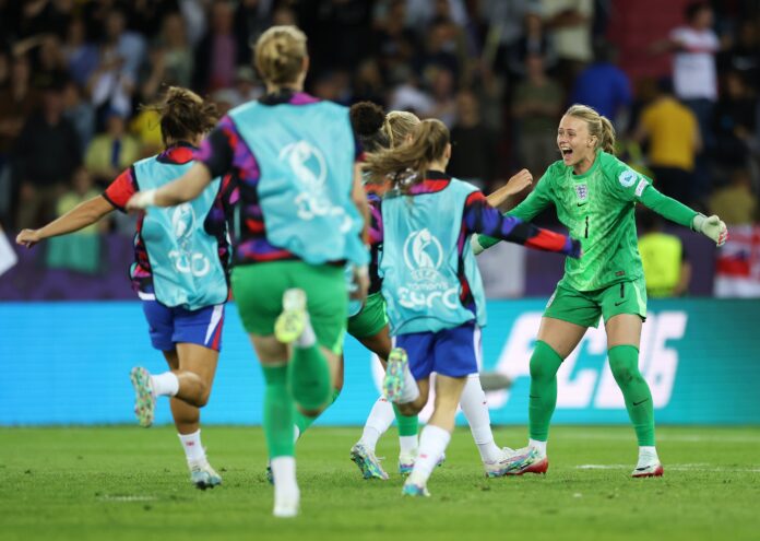 Hannah Hampton Euro 2025
