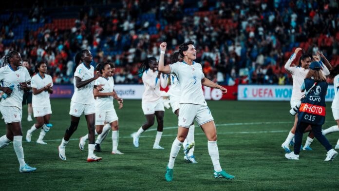 De Almeida France féminine féminin