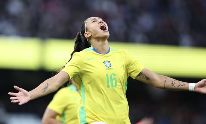 Bia Zaneratto Angleterre-Brésil 2025