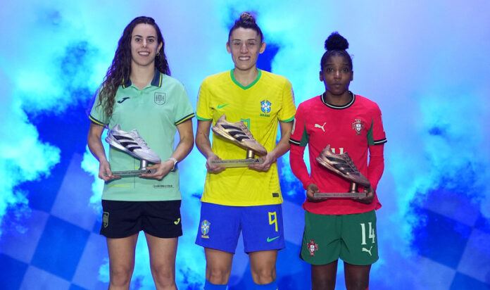 Podieum des trois meilleures buteuses de la Coupe du Monde de Futsal féminin 2025 aux Philippines