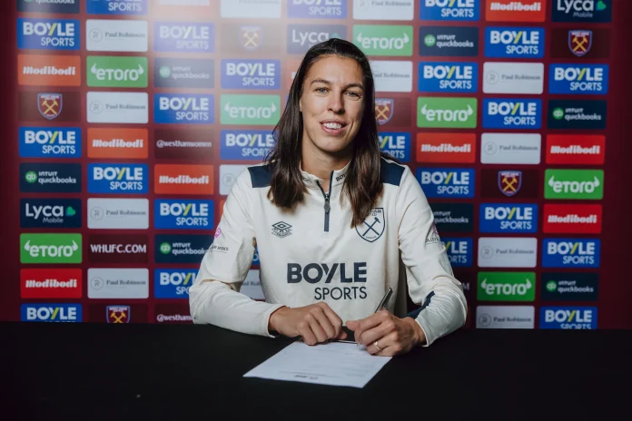 Constance Picaud signe à West Ham United