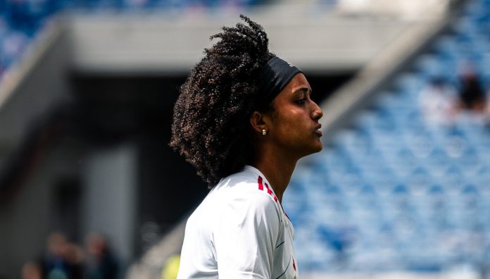 Yohannes OL Lyonnes féminine féminin