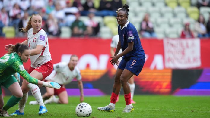 Bleues féminine féminins plogne foot pologne polonaise