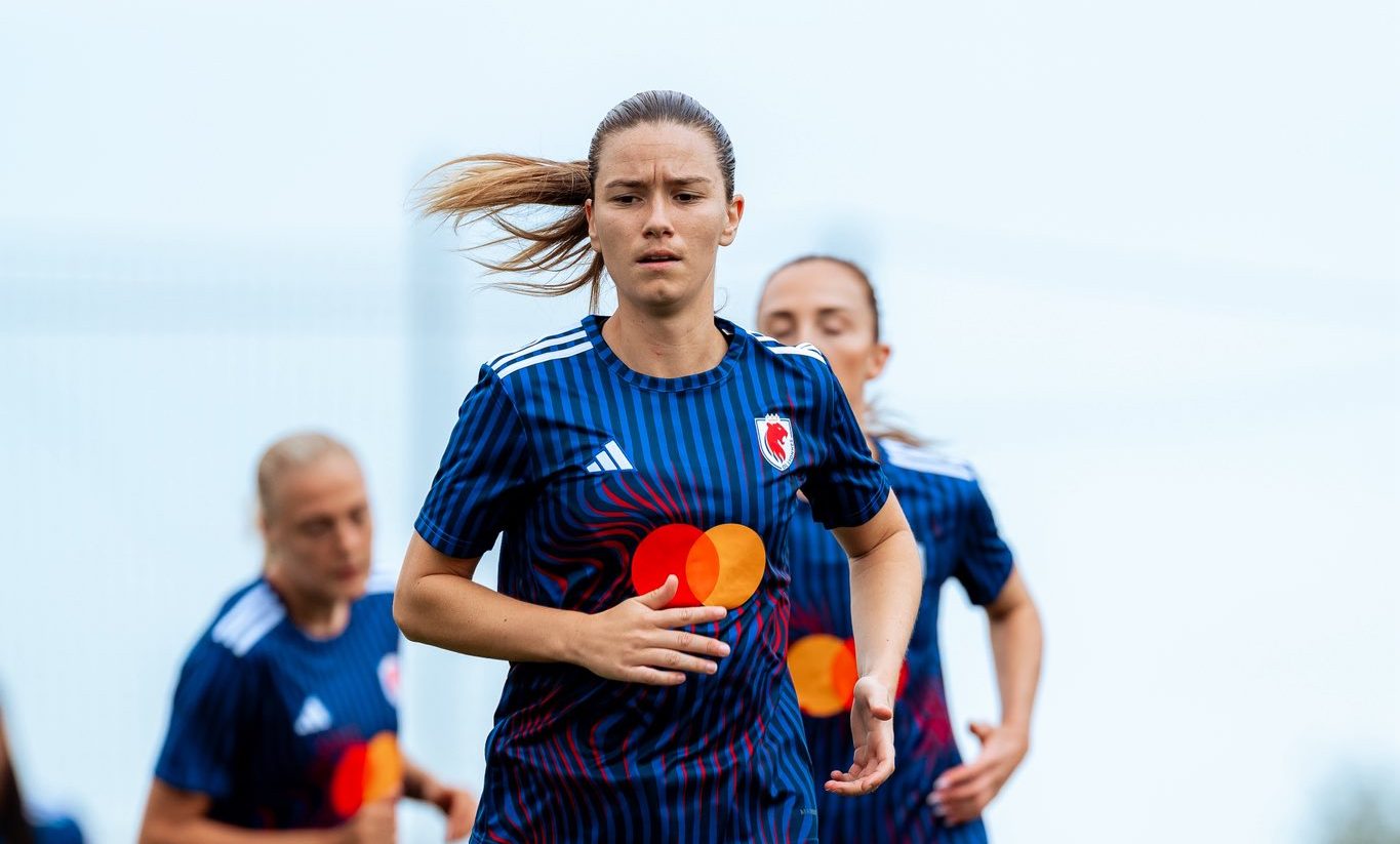 « La Ligue des championnes est la compétition la plus importante pour nous  » : Damaris Egurrola et l’OL Lyonnes prête à rentrer en Ligue des Championnes