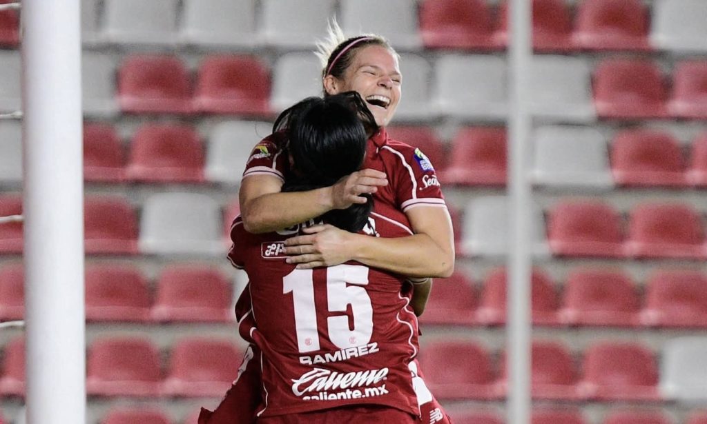 Le quadruplé d'Eugénie Le Sommer relance Toluca dans la course aux play ...